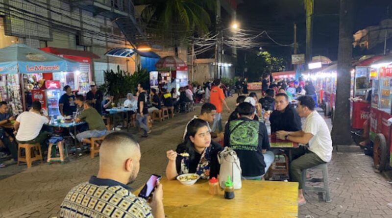 Makanan Malam Anak Kost